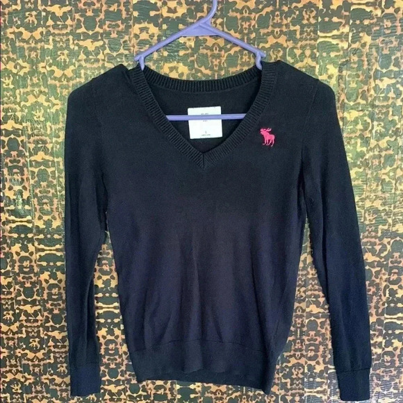 Abercrombie & Fitch Black Sweater - Picture 1 of 3
